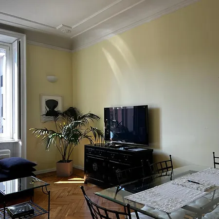 Apartment Sant'ambrogio With Charme
