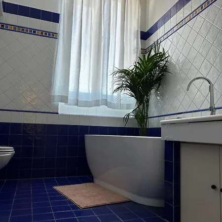 Sant'ambrogio With Charme Milão