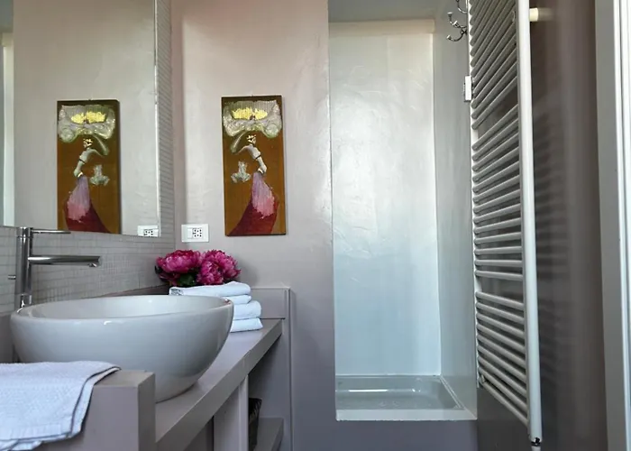 Apartment Sant'ambrogio With Charme *
